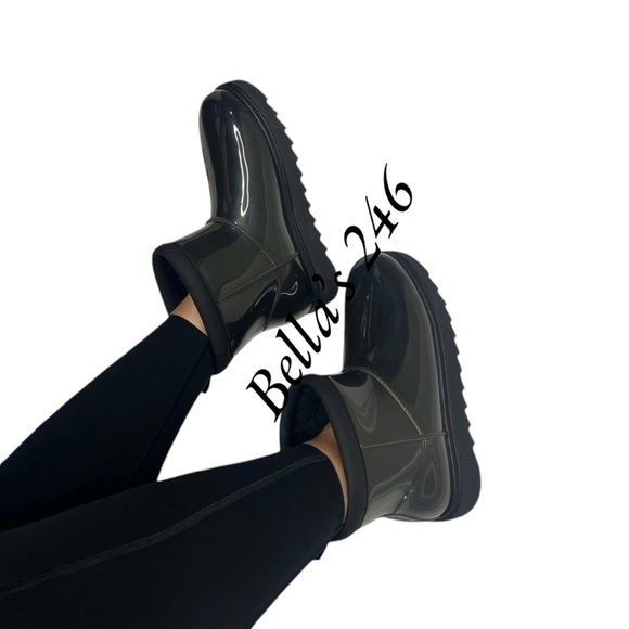 UGG By Koolaburra Black Clear Mini Boot - Picture 1 of 16